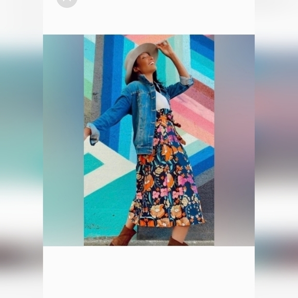 Anthropologie Corey Lynn Calter Kyla Floral Midi Skirt - Picture 6 of 6